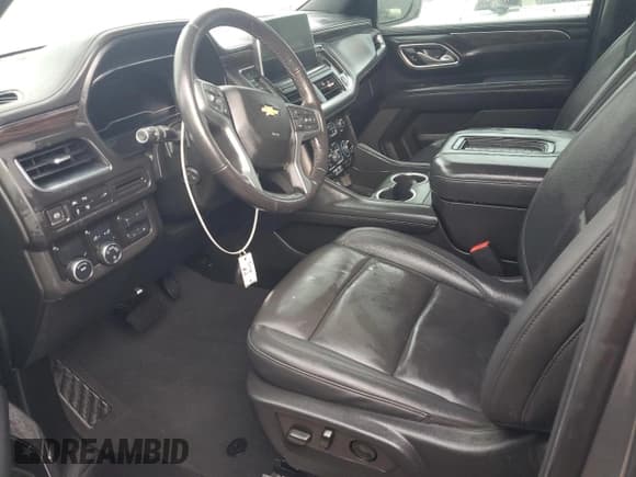 ✅ 2022 Chevrolet Suburban LT • VIN: 1GNSCCKDXNR113725 • Lot: 75954304. Wystawiony na Copart z przebiegiem 43 567 mil. Bezpłatny archiwum sprzedaży aukcyjnych z USA i szczegółowy raport historii pojazdu na DreamBid. Zdjęcie 7.