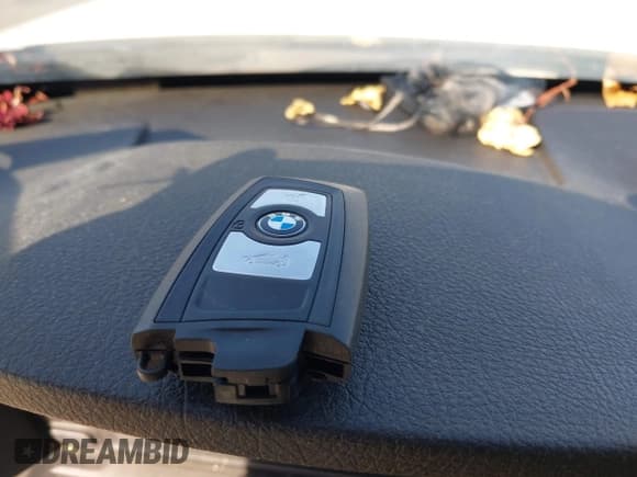 ✅ 2015 BMW 3 Series 328i • VIN: WBA3A5C56FF607859 • Lot: 43412756. Listed on IAAI with 177,983 mi. Free auction sales archive from the USA and detailed vehicle history report at DreamBid. Image 11.