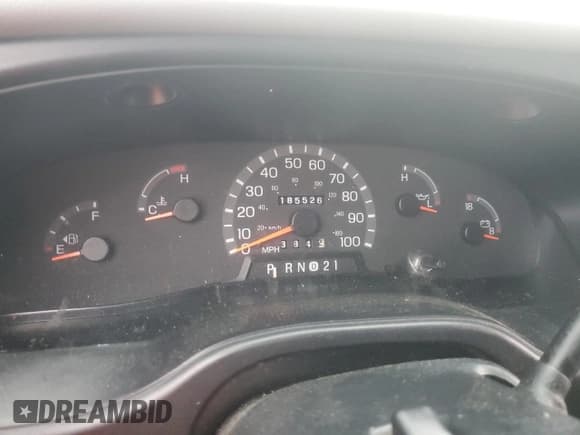 ✅ 2002 Ford Econoline Cargo • VIN: 1FTNE24L42HA52274 • Lot: 87182324. Wystawiony na Copart z przebiegiem 185 526 mil. Bezpłatny archiwum sprzedaży aukcyjnych z USA i szczegółowy raport historii pojazdu na DreamBid. Zdjęcie 9.