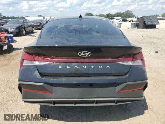 ✅ 2025 Hyundai Elantra SEL Sport • VIN: KMHLM4DGXSU984099 • Lot: 71389785. Listed on Copart with 3,300 mi. Free auction sales archive from the USA and detailed vehicle history report at DreamBid. Image 6.