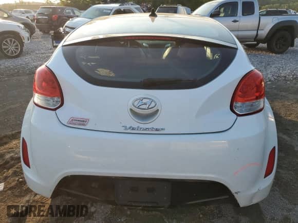 ✅ 2013 Hyundai Veloster w/Gray Int • VIN: KMHTC6AD7DU142512 • Лот: 64877744. Размещён на Copart с пробегом 91 963 миль миль. Получите бесплатный доступ к архиву аукционных продаж из США и посмотрите подробный отчёт об истории автомобиля на DreamBid. Изображение 6.
