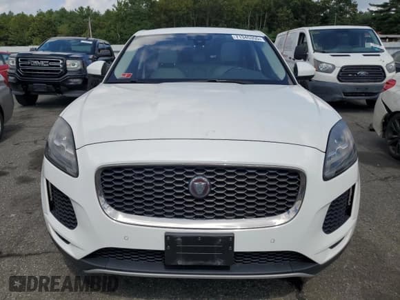 ✅ 2018 Jaguar E-Pace S • VIN: SADFJ2FX9J1Z24296 • Lot: 71345355. Wystawiony na Copart z przebiegiem 113 636 mil. Bezpłatny archiwum sprzedaży aukcyjnych z USA i szczegółowy raport historii pojazdu na DreamBid. Zdjęcie 5.