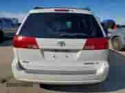 2005 Toyota Sienna LE z VIN 5TDZA23C35S293886, wystawiony jako Copart lot #90938105 z przebiegiem 133 550 mil mil oraz Szkoda całkowita • Salvage title. Historia ofert i sprzedaży dostępna na DreamBid. Obrazek 6.