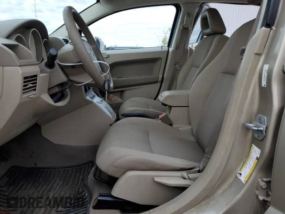 2009 Dodge Caliber SXT с VIN 1B3HB48A49D149505, выставлен на аукционе Copart как лот 74309634 с пробегом 118 850 миль миль и Чистый • Clean title. История ставок и продаж доступна на DreamBid. Изображение 7.