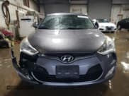 ✅ 2016 Hyundai Veloster • VIN: KMHTC6AD4GU253295 • Lot: 86543314. Wystawiony na Copart z przebiegiem 69 953 mil. Bezpłatny archiwum sprzedaży aukcyjnych z USA i szczegółowy raport historii pojazdu na DreamBid. Zdjęcie 5.
