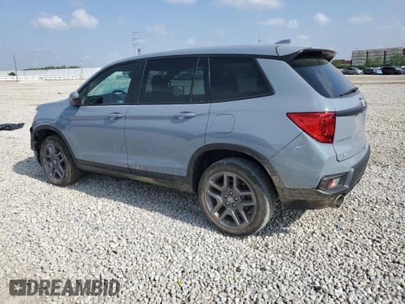 ✅ 2022 Honda Passport EX-L • VIN: 5FNYF8H52NB031405 • Lot: 57150355. Listed on Copart with 55,152 mi. Free auction sales archive from the USA and detailed vehicle history report at DreamBid. Image 2.