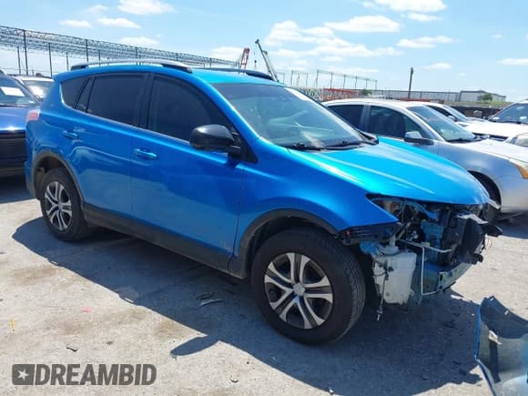 ✅ 2017 Toyota RAV4 LE • VIN: JTMZFREV9HJ702581 • Lot: 42338876. Listed on IAAI with 180,291 mi. Free auction sales archive from the USA and detailed vehicle history report at DreamBid. Image 1.