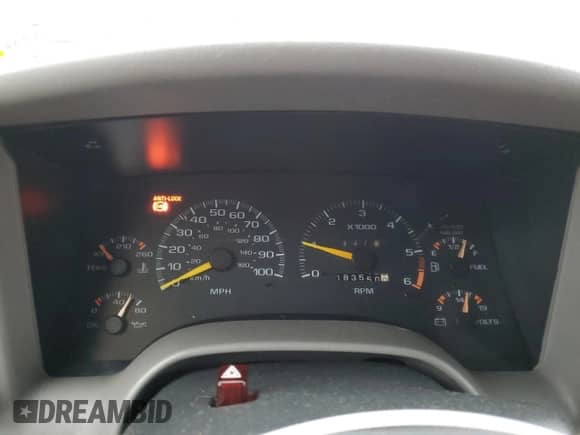 1997 Chevrolet Blazer LS z VIN 1GNDT13W6V2182627, wystawiony jako Copart lot #81456354 z przebiegiem 183 550 mil mil oraz Szkoda całkowita • Salvage title. Historia ofert i sprzedaży dostępna na DreamBid. Obrazek 9.