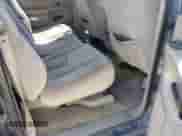 ✅ 2006 GMC Sierra 1500 SLE1 • VIN: 2GTEC13T961103553 • Lot: 43426274. Listed on IAAI with 291,175 mi. Free auction sales archive from the USA and detailed vehicle history report at DreamBid. Image 8.