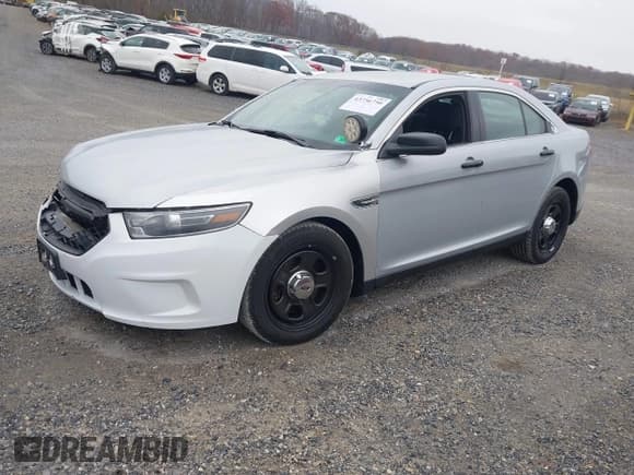 ✅ 2016 Ford Police Interceptor • VIN: 1FAHP2MK1GG122539 • Лот: 43756750. Опубликован ранее на IAAI с пробегом 214 853 миль. Бесплатный доступ к архиву аукционных продаж из США и подробный отчёт об истории автомобиля на DreamBid. Изображение 18.