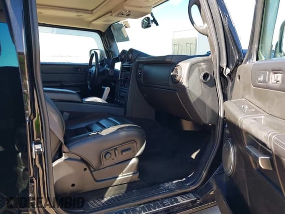 ✅ 2007 Hummer H2 SUV • VIN: 5GRGN23U37H102543 • Лот: 43501930. Опубликован ранее на IAAI с пробегом 116 408 миль. Бесплатный доступ к архиву аукционных продаж из США и подробный отчёт об истории автомобиля на DreamBid. Изображение 5.