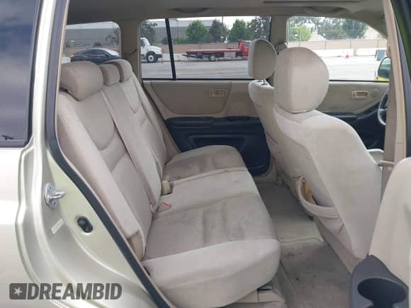 2001 Toyota Highlander с VIN JTEHF21A910003884, выставлен на аукционе IAAI как лот 42873410 с пробегом 168 333 миль миль и . История ставок и продаж доступна на DreamBid. Изображение 8.