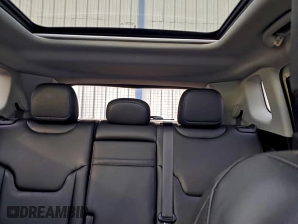 ✅ 2018 Jeep Compass Limited • VIN: 3C4NJDCBXJT149155 • Lot: 93930085. Wystawiony na Copart z przebiegiem 80 988 mil. Bezpłatny archiwum sprzedaży aukcyjnych z USA i szczegółowy raport historii pojazdu na DreamBid. Zdjęcie 10.