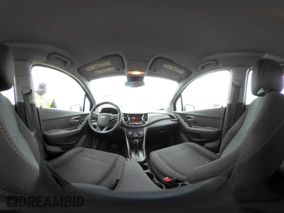 ✅ 2020 Chevrolet Trax LS • VIN: 3GNCJKSB9LL159716 • Lot: 43704981. Wystawiony na IAAI z przebiegiem 84 930 mil. Bezpłatny archiwum sprzedaży aukcyjnych z USA i szczegółowy raport historii pojazdu na DreamBid. Zdjęcie 23.