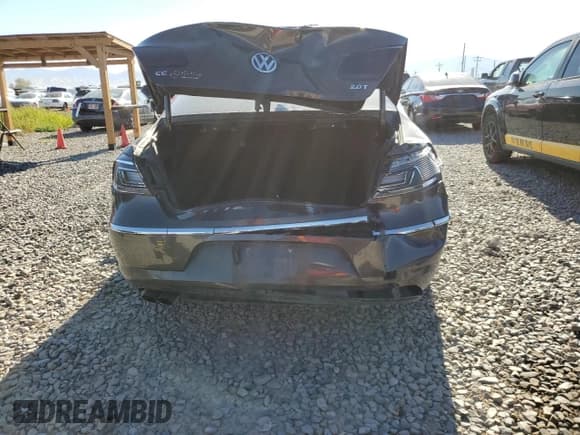 ✅ 2015 Volkswagen CC Sport • VIN: WVWBP7AN2FE802598 • Лот: 68955875. Опубликован ранее на Copart с пробегом 110 437 миль. Бесплатный доступ к архиву аукционных продаж из США и подробный отчёт об истории автомобиля на DreamBid. Изображение 6.