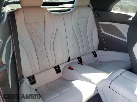 ✅ 2023 BMW M8 Competition • VIN: WBSDZ0C01PCK97140 • Lot: 48235155. Listed on Copart with 23,932 mi. Free auction sales archive from the USA and detailed vehicle history report at DreamBid. Image 10.