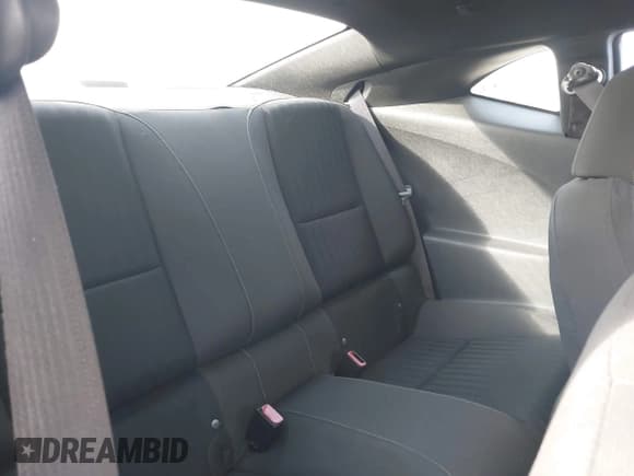 ✅ 2012 Chevrolet Camaro 1LS • VIN: 2G1FE1E36C9198011 • Lot: 43695976. Listed on IAAI with 237,438 mi. Free auction sales archive from the USA and detailed vehicle history report at DreamBid. Image 8.