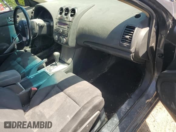 ✅ 2009 Nissan Altima S • VIN: 1N4AL24E59C198007 • Лот: 61742695. Опубликован ранее на Copart с пробегом 293 111 миль. Бесплатный доступ к архиву аукционных продаж из США и подробный отчёт об истории автомобиля на DreamBid. Изображение 8.