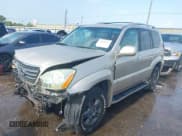✅ 2009 Lexus GX 470 • VIN: JTJBT20XX90176976 • Lot: 43004234. Wystawiony na IAAI z przebiegiem 114 859 mil. Bezpłatny archiwum sprzedaży aukcyjnych z USA i szczegółowy raport historii pojazdu na DreamBid. Zdjęcie 2.