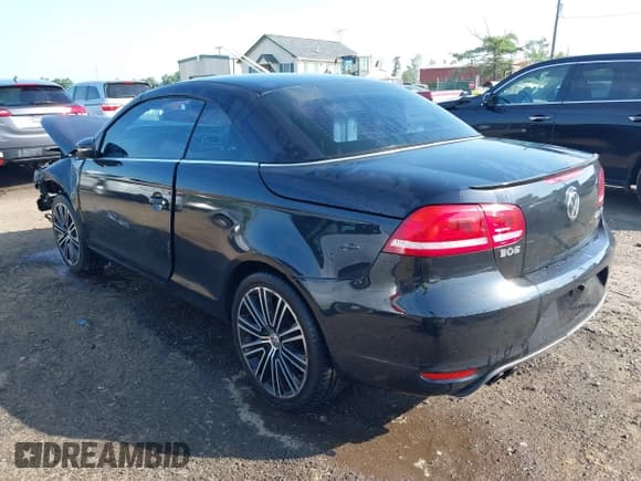 ✅ 2013 Volkswagen Eos Sport • VIN: WVWBW8AHXDV002955 • Lot: 42576349. Wystawiony na IAAI z przebiegiem 94 012 mil. Bezpłatny archiwum sprzedaży aukcyjnych z USA i szczegółowy raport historii pojazdu na DreamBid. Zdjęcie 3.