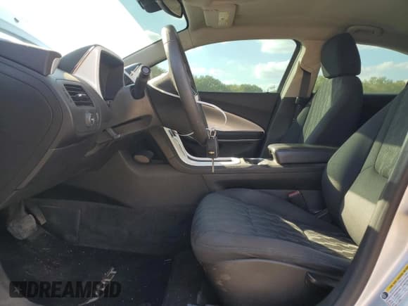 ✅ 2012 Chevrolet Volt • VIN: 1G1RA6E46CU121365 • Lot: 92049265. Wystawiony na Copart z przebiegiem 183 764 mil. Bezpłatny archiwum sprzedaży aukcyjnych z USA i szczegółowy raport historii pojazdu na DreamBid. Zdjęcie 7.