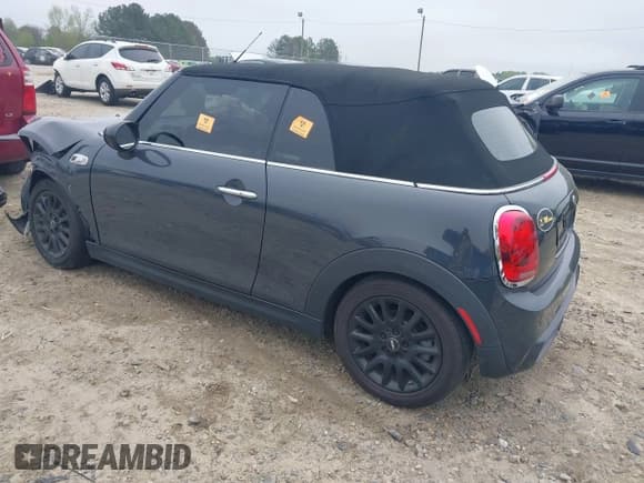 ✅ 2017 MINI Convertible Cooper S • VIN: WMWWG9C5XH3C22847 • Lot: 41940809. Wystawiony na IAAI z przebiegiem Nie podano. Bezpłatny archiwum sprzedaży aukcyjnych z USA i szczegółowy raport historii pojazdu na DreamBid. Zdjęcie 3.