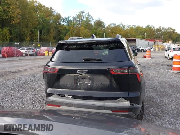 ✅ 2025 Chevrolet Equinox AWD LT • VIN: 3GNAXPEG4SL134585 • Lot: 43278696. Wystawiony na IAAI z przebiegiem 6 080 mil. Bezpłatny archiwum sprzedaży aukcyjnych z USA i szczegółowy raport historii pojazdu na DreamBid. Zdjęcie 16.