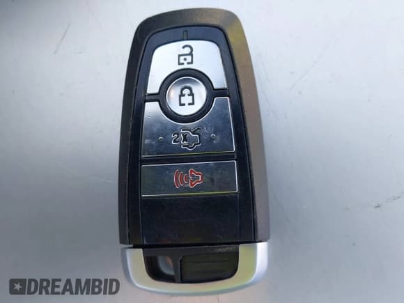 ✅ 2022 Ford F-150 Lightning Pro • VIN: 1FT6W1EV8NWG04113 • Лот: 41765532. Опубликован ранее на IAAI с пробегом 48 990 миль. Бесплатный доступ к архиву аукционных продаж из США и подробный отчёт об истории автомобиля на DreamBid. Изображение 11.