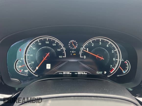 ✅ 2018 BMW 6 Series 640i xDrive • VIN: WBAJV6C52JBK07251 • Lot: 44818483. Wystawiony na Copart z przebiegiem 35 100 mil. Bezpłatny archiwum sprzedaży aukcyjnych z USA i szczegółowy raport historii pojazdu na DreamBid. Zdjęcie 8.