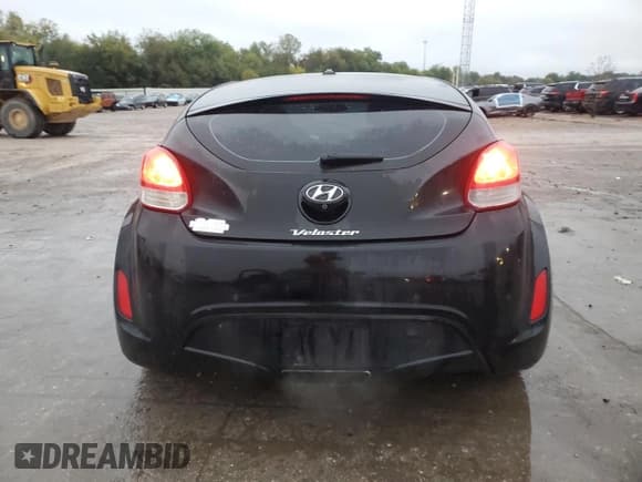 ✅ 2013 Hyundai Veloster RE:MIX • VIN: KMHTC6AD8DU099573 • Lot: 89825505. Listed on Copart with 123,267 mi. Free auction sales archive from the USA and detailed vehicle history report at DreamBid. Image 6.