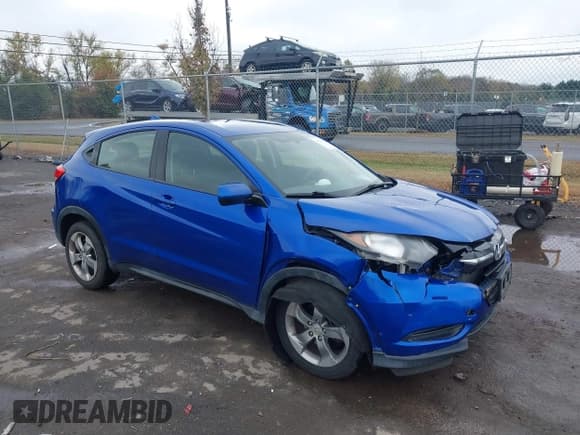 ✅ 2018 Honda HR-V LX • VIN: 3CZRU6H37JM708915 • Lot: 43580182. Wystawiony na IAAI z przebiegiem 70 315 mil. Bezpłatny archiwum sprzedaży aukcyjnych z USA i szczegółowy raport historii pojazdu na DreamBid. Zdjęcie 1.