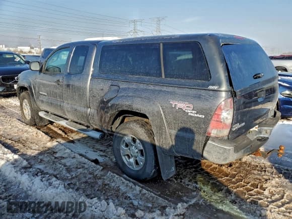✅ 2009 Toyota Tacoma • VIN: 5TEUU42N09Z612363 • Lot: 96686725. Listed on Copart with 327,309 mi. Free auction sales archive from the USA and detailed vehicle history report at DreamBid. Image 2.