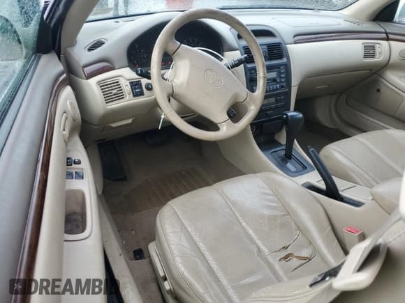 ✅ 1999 Toyota Solara SLE • VIN: 2T1CF28P8XC110304 • Lot: 87375695. Wystawiony na Copart z przebiegiem 146 393 mil. Bezpłatny archiwum sprzedaży aukcyjnych z USA i szczegółowy raport historii pojazdu na DreamBid. Zdjęcie 8.