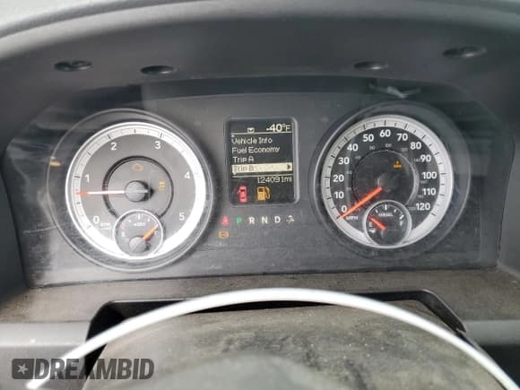 ✅ 2013 Ram 2500 Tradesman • VIN: 3C6UR5CL9DG550039 • Лот: 56759325. Опубликован ранее на Copart с пробегом 124 091 миль. Бесплатный доступ к архиву аукционных продаж из США и подробный отчёт об истории автомобиля на DreamBid. Изображение 9.