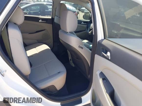 2020 Hyundai Tucson SEL с VIN KM8J33ALXLU197516, выставлен на аукционе IAAI как лот 41857132 с пробегом 27 350 миль миль и . История ставок и продаж доступна на DreamBid. Изображение 8.