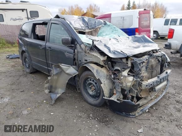 ✅ 2014 Dodge Grand Caravan R/T • VIN: 2C4RDGEG1ER405470 • Lot: 43291217. Listed on IAAI with 132,677 mi. Free auction sales archive from the USA and detailed vehicle history report at DreamBid. Image 1.