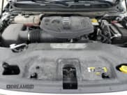 ✅ 2024 Jeep Wagoneer • VIN: 1C4SJVAP0RS110630 • Lot: 55564525. Wystawiony na Copart z przebiegiem 15 619 mil. Bezpłatny archiwum sprzedaży aukcyjnych z USA i szczegółowy raport historii pojazdu na DreamBid. Zdjęcie 12.