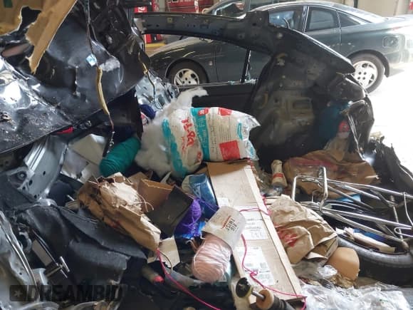 ✅ 2008 Mazda 3 i Sport • VIN: JM1BK12F781828546 • Lot: 42489676. Listed on IAAI with Not provided. Free auction sales archive from the USA and detailed vehicle history report at DreamBid. Image 8.