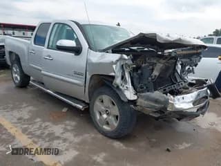 ✅ 2010 Chevrolet Silverado 1500 LT • VIN: 3GCRCSE0XAG127452 • Lot: 43463523. Listed on IAAI with 169,271 mi. Free auction sales archive from the USA and detailed vehicle history report at DreamBid. Image 1.