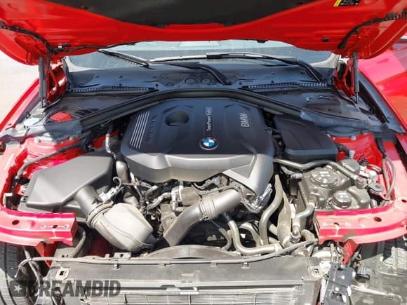 ✅ 2018 BMW 3 Series 330i • VIN: WBA8B9C54JEE82761 • Lot: 42775458. Listed on IAAI with 26,551 mi. Free auction sales archive from the USA and detailed vehicle history report at DreamBid. Image 10.