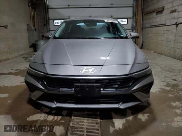 ✅ 2024 Hyundai Elantra Limited • VIN: KMHLP4DG1RU715457 • Lot: 91805355. Wystawiony na Copart z przebiegiem 52 914 mil. Bezpłatny archiwum sprzedaży aukcyjnych z USA i szczegółowy raport historii pojazdu na DreamBid. Zdjęcie 5.