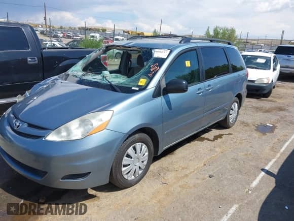 2009 Toyota Sienna LE с VIN 5TDZK23C89S246520, выставлен на аукционе IAAI как лот 39800197 с пробегом 139 343 миль миль и . История ставок и продаж доступна на DreamBid. Изображение 2.