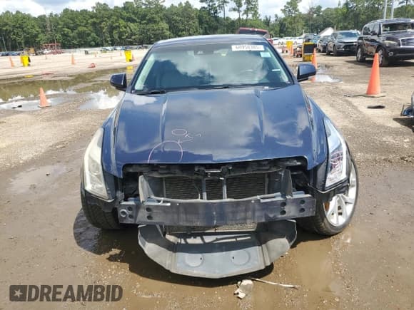 ✅ 2015 Cadillac ATS Premium RWD • VIN: 1G6AE5S33F0105105 • Lot: 68958385. Wystawiony na Copart z przebiegiem 131 925 mil. Bezpłatny archiwum sprzedaży aukcyjnych z USA i szczegółowy raport historii pojazdu na DreamBid. Zdjęcie 5.