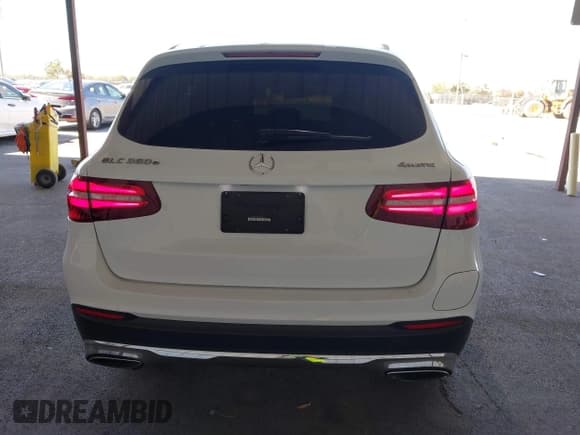 ✅ 2018 Mercedes-Benz GLC 350e • VIN: WDC0G5EB2JF440149 • Лот: 42369668. Опубликован ранее на IAAI с пробегом 197 586 миль. Бесплатный доступ к архиву аукционных продаж из США и подробный отчёт об истории автомобиля на DreamBid. Изображение 15.