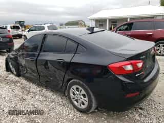 ✅ 2019 Chevrolet Cruze LS • VIN: 1G1BC5SM2K7128563 • Лот: 70968022. Размещён на Copart с пробегом 24 426 миль миль. Получите бесплатный доступ к архиву аукционных продаж из США и посмотрите подробный отчёт об истории автомобиля на DreamBid. Изображение 2.