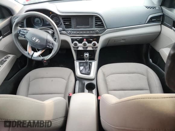 ✅ 2019 Hyundai Elantra SE • VIN: KMHD74LF9KU871975 • Lot: 85883055. Listed on Copart with 231,531 mi. Free auction sales archive from the USA and detailed vehicle history report at DreamBid. Image 8.