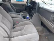 ✅ 2004 Chevrolet Tahoe LT • VIN: 1GNEC13Z74J198516 • Lot: 42815363. Listed on IAAI with Not provided. Free auction sales archive from the USA and detailed vehicle history report at DreamBid. Image 5.