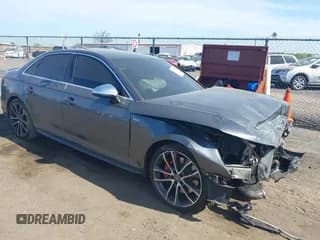 ✅ 2018 Audi S4 Premium Plus • VIN: WAUB4AF46JA068440 • Lot: 42085253. Wystawiony na IAAI z przebiegiem 73 956 mil. Bezpłatny archiwum sprzedaży aukcyjnych z USA i szczegółowy raport historii pojazdu na DreamBid. Zdjęcie 1.