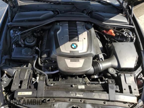 ✅ 2007 BMW 6 Series 650i • VIN: WBAEK13567CN84097 • Лот: 81470605. Опубликован ранее на Copart с пробегом 222 466 миль. Бесплатный доступ к архиву аукционных продаж из США и подробный отчёт об истории автомобиля на DreamBid. Изображение 11.