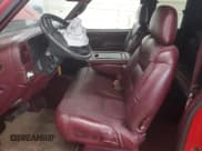 ✅ 1998 GMC Sierra 1500 • VIN: 2GTEK19RXW1547233 • Лот: 60666705. Опубликован ранее на Copart с пробегом 168 373 миль. Бесплатный доступ к архиву аукционных продаж из США и подробный отчёт об истории автомобиля на DreamBid. Изображение 7.